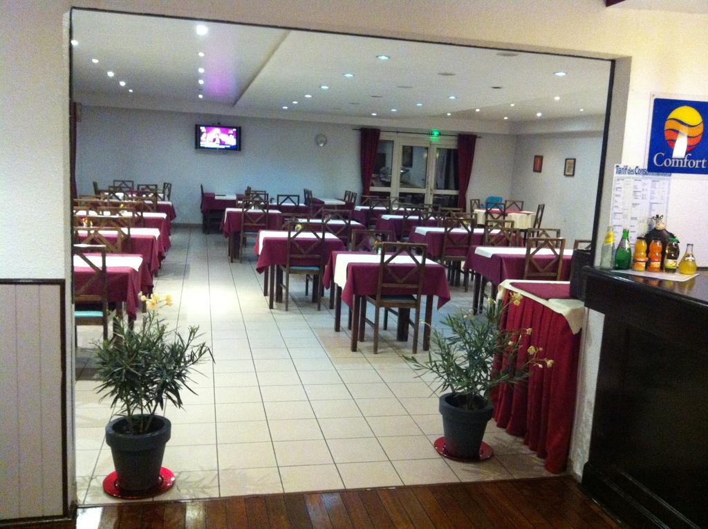 Comfort Hotel Poissy Technoparc Exterior foto